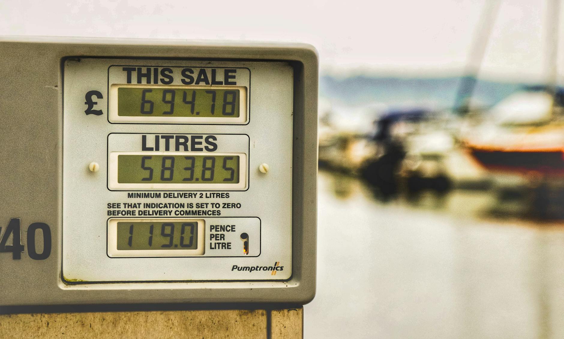 crude oil price hits jan 2025 high israel iran war hormuz st 20250623071029183896