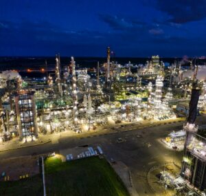 oil price drop iran response us strikes 20250623195100051073