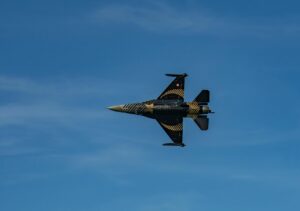 F-35B ब्रिटिश जेट को भारतीय रडार ने कैसे लॉक किया? स्टील्थ टेक्नोलॉजी का राज़ जानें!