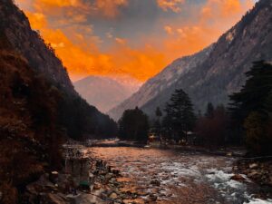कांवड़ यात्रा विवाद: हर साल क्यों बढ़ रहा है बवाल? जानें पूरा मामला