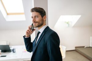स्टारबक्स के CEO ब्रायन निकोल ने कर्मचारियों को 4 दिन ऑफिस आने का आदेश, पर खुद रहेंगे वर्क फ्रॉम होम!